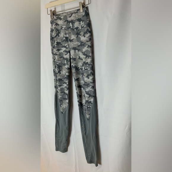 Star Wars leggings camouflage size small - Picture 2 of 10